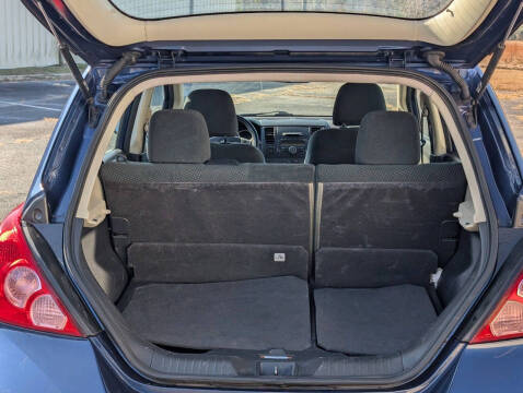 2012 Nissan Versa 1.8 S