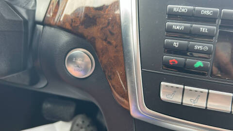 2015 Mercedes-Benz GL-Class GL 550 4MATIC