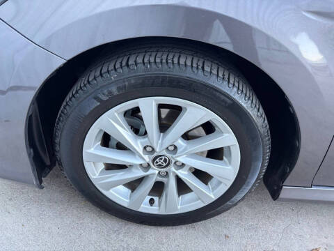 2022 Toyota Camry LE