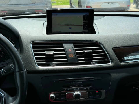 2016 Audi Q3 2.0T quattro Premium Plus