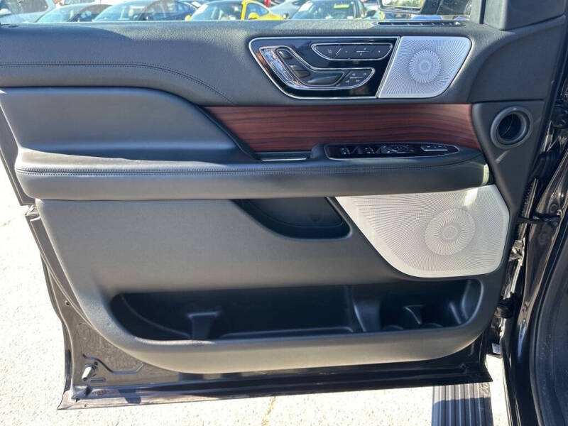 2021 Lincoln Navigator L Reserve