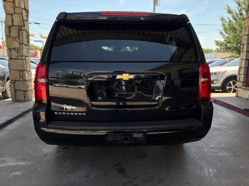 2018 Chevrolet Suburban LT
