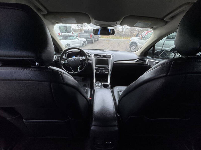 2018 Ford Fusion Hybrid SE