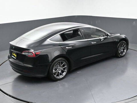 2019 Tesla Model 3 Mid Range