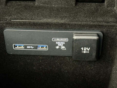 2019 Land Rover Range Rover Velar P250 R-Dynamic SE