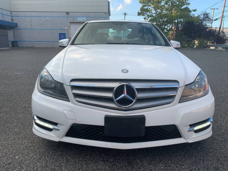 2013 Mercedes-Benz C-Class C 300 Luxury 4MATIC