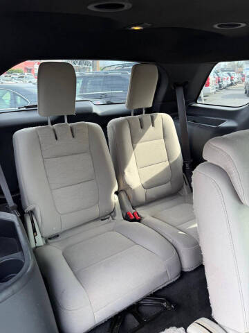 2015 Ford Explorer