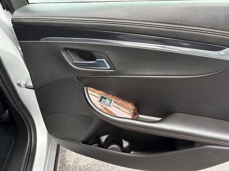 2017 Chevrolet Impala LT