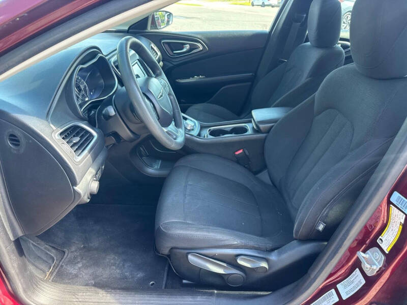 2016 Chrysler 200 Limited