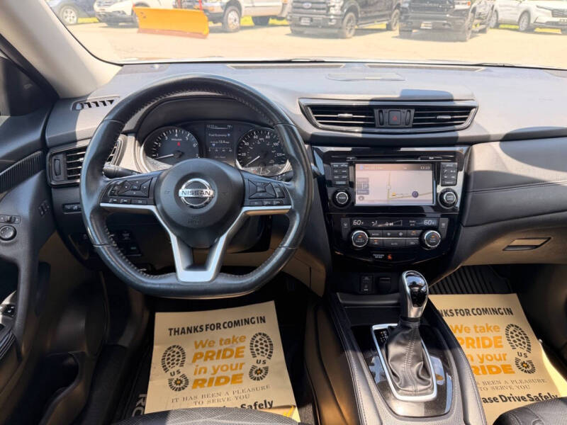 2017 Nissan Rogue SL