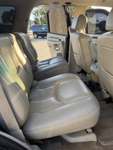 2004 Cadillac Escalade