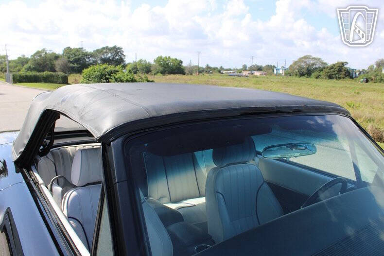 1964 Ford Thunderbird