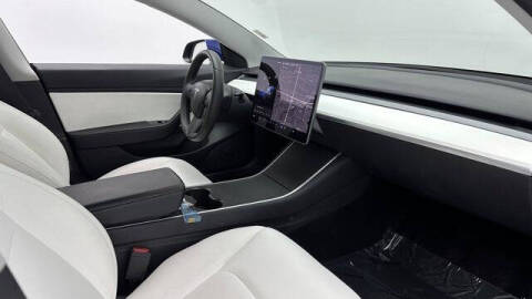 2020 Tesla Model 3 Standard Range