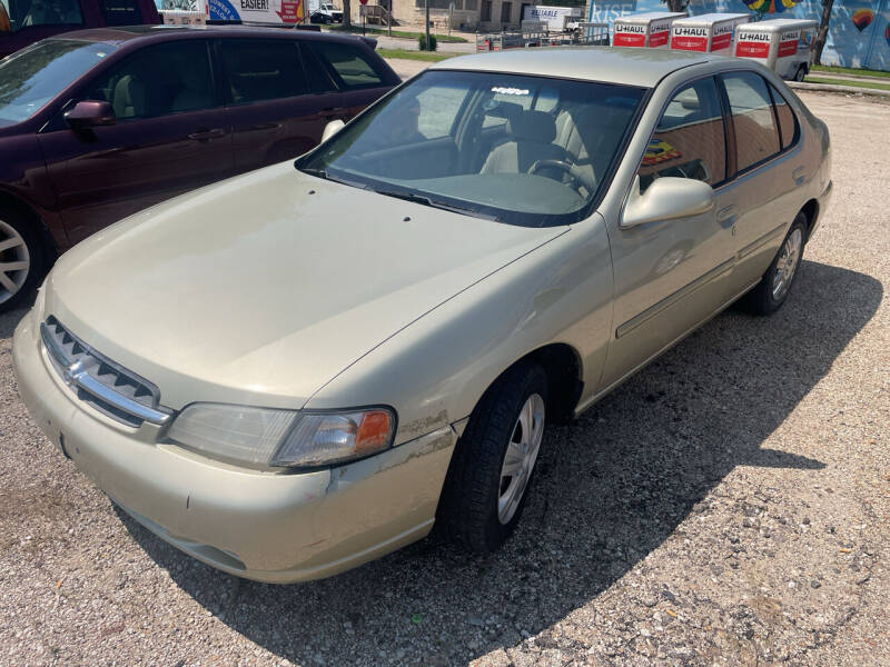 1999 Nissan Altima for sale at Southside Auto in Manhattan KS