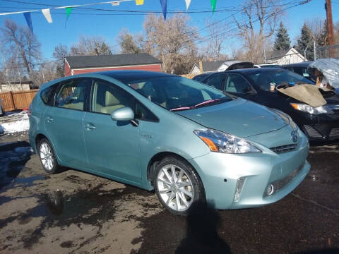 2013 Toyota Prius v for sale at Queen Auto Sales in Denver CO