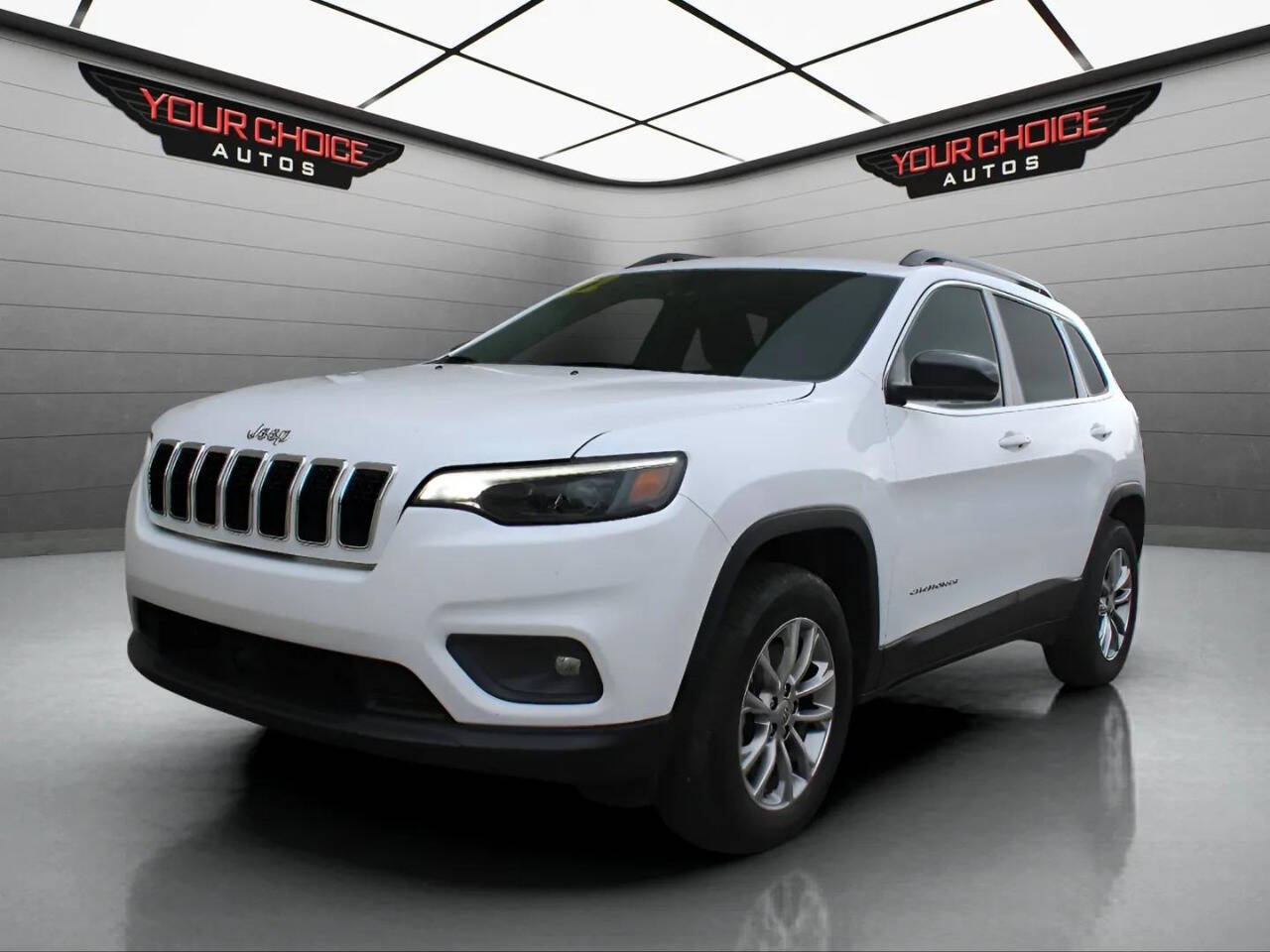 2022 Jeep Cherokee Latitude Lux 4x4 4dr SUV's photo