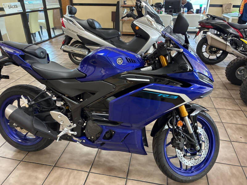 2025 Yamaha YZF-R3