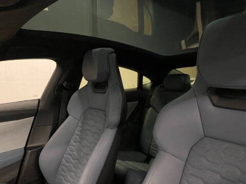 2022 Audi e-tron GT quattro Prestige