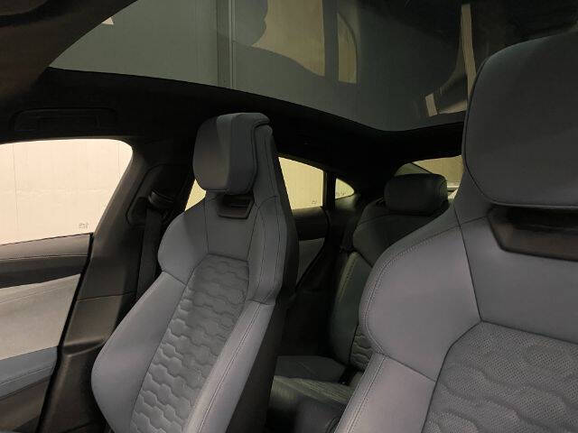 2022 Audi e-tron GT quattro Prestige