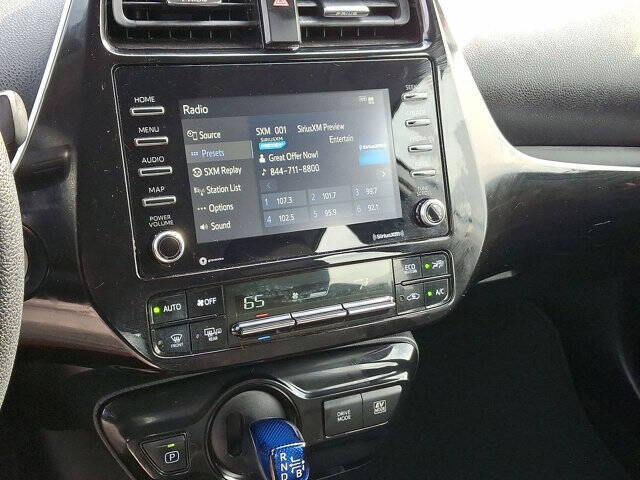 2022 Toyota Prius LE