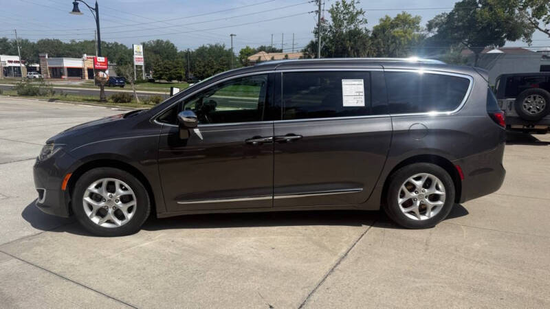2020 Chrysler Pacifica Limited