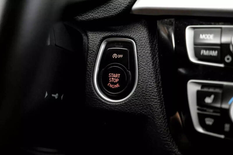 2017 BMW 3 Series 320i