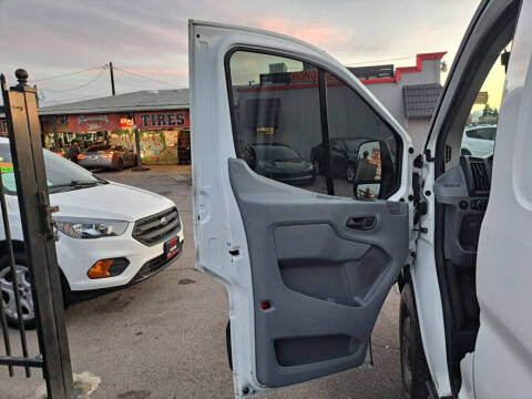 2017 Ford Transit 150