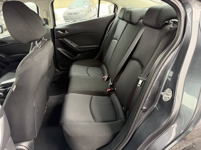 2015 Mazda MAZDA3 i Sport