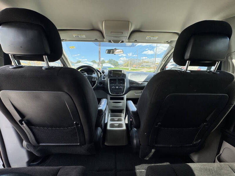 2014 Dodge Grand Caravan SE - Photo 17