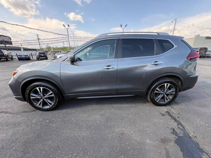 2020 Nissan Rogue SV