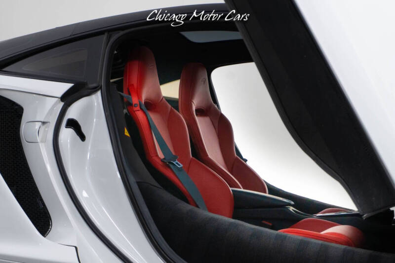 2023 McLaren GT