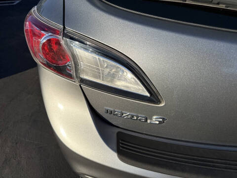 2013 Mazda MAZDA3 i Touring