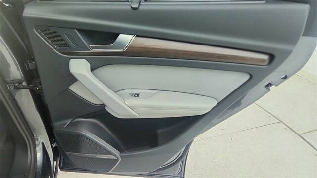 2024 Audi Q5 e quattro S line Prestg 55 TFSI