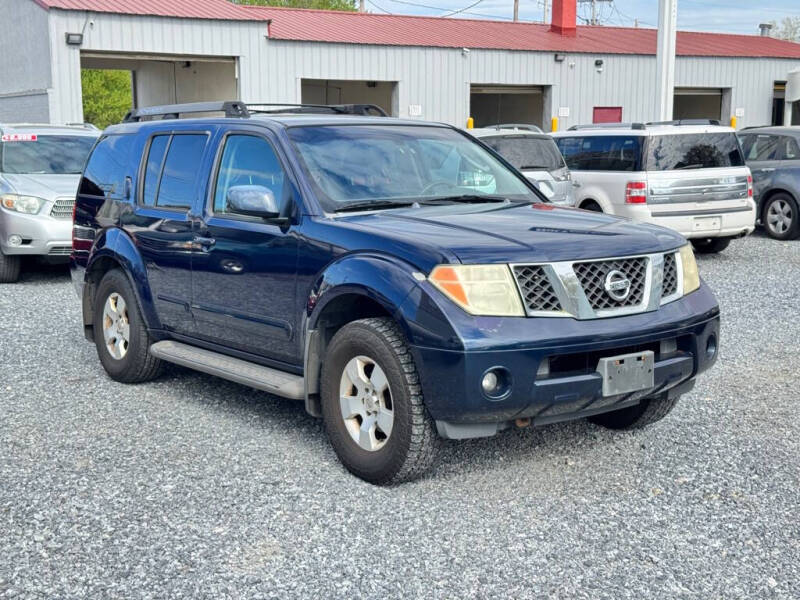 2006 Nissan Pathfinder LE