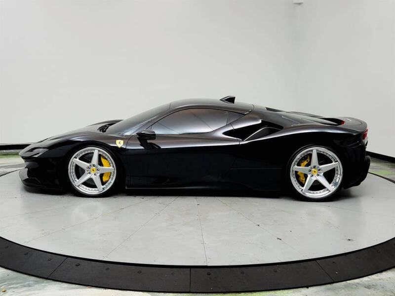 2022 Ferrari SF90 Stradale