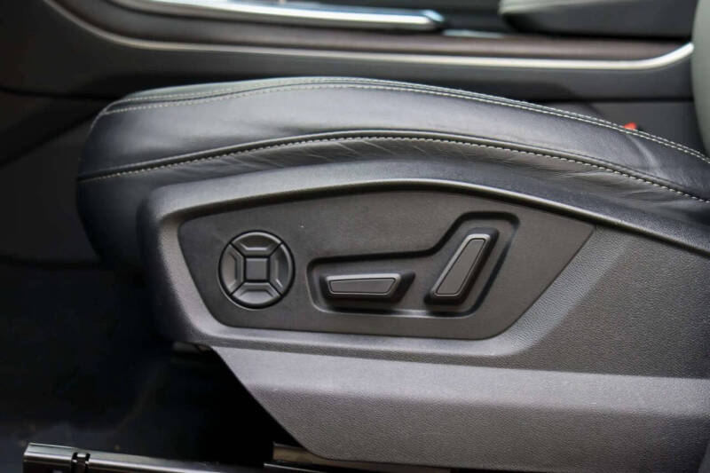 2021 Audi Q8 quattro Premium Plus 55 TFSI