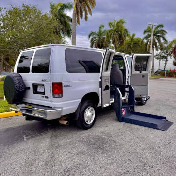 2011 Ford E-350
