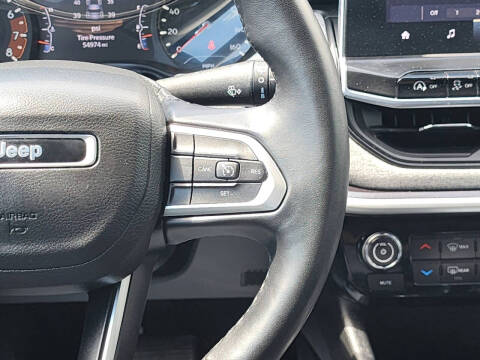 2022 Jeep Compass Latitude Lux
