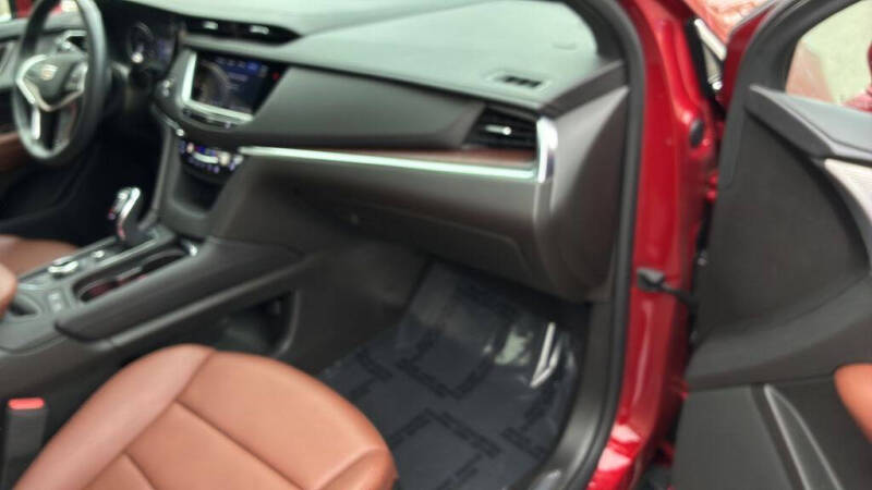 2023 Cadillac XT5 Premium Luxury