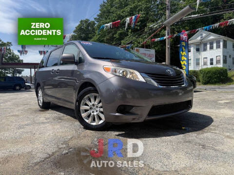 2016 Toyota Sienna LE 7-Passenger