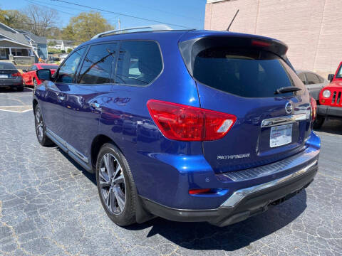 2017 Nissan Pathfinder S