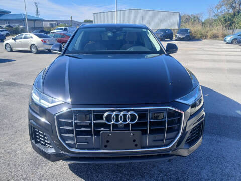 2019 Audi Q8 quattro Premium Plus 55 TFSI