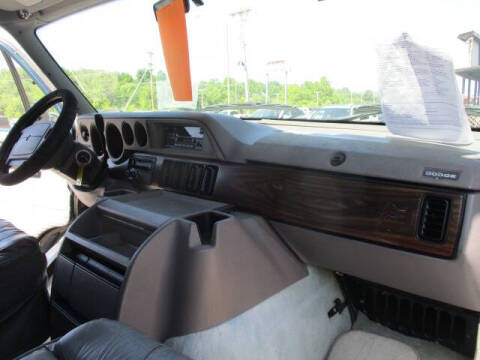 1996 Dodge Ram Van 2500