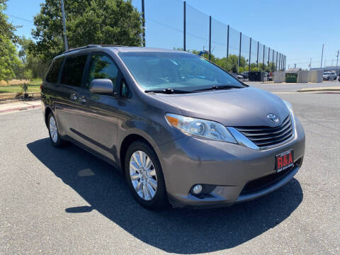 2011 Toyota Sienna XLE 7-Passenger