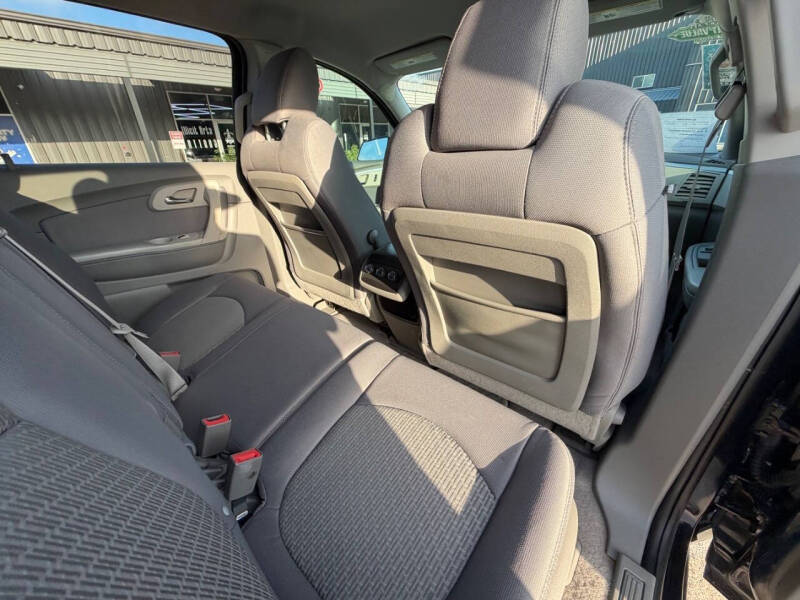 2012 Chevrolet Traverse LS