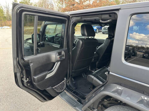 2012 Jeep Wrangler Unlimited Sahara