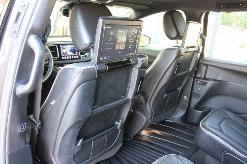 2020 Chrysler Pacifica Limited