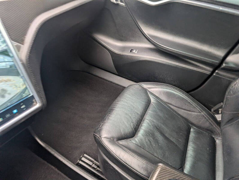 2014 Tesla Model S P85D