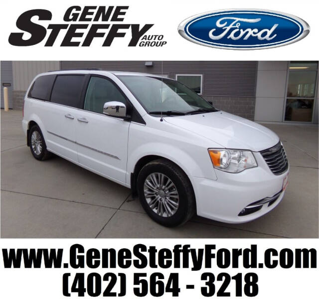 2016 Chrysler Town and Country for sale at Gene Steffy Ford in Columbus NE