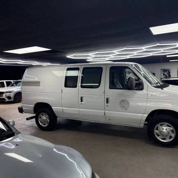 2009 Ford E-Series E-350 SD